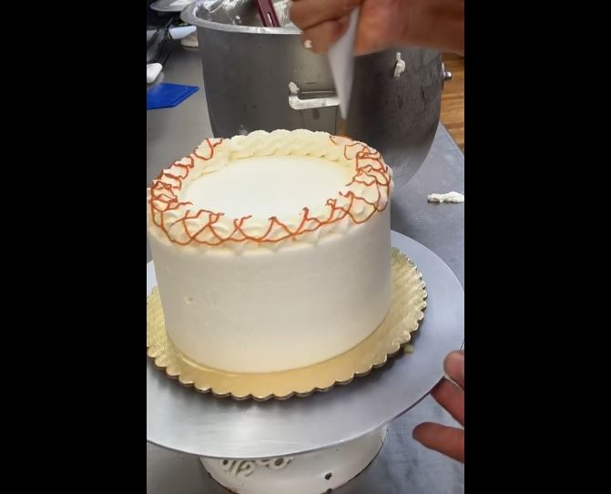 New and delicious cake