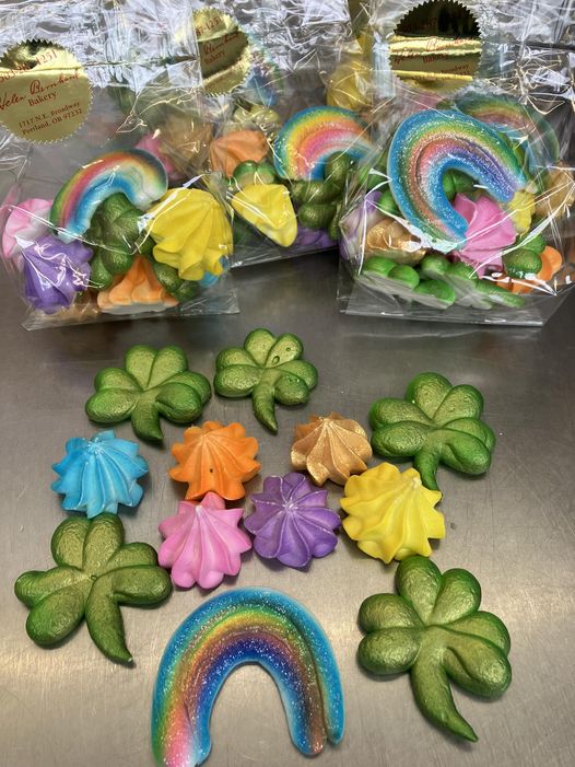 St. Patrick’s day meringue’s